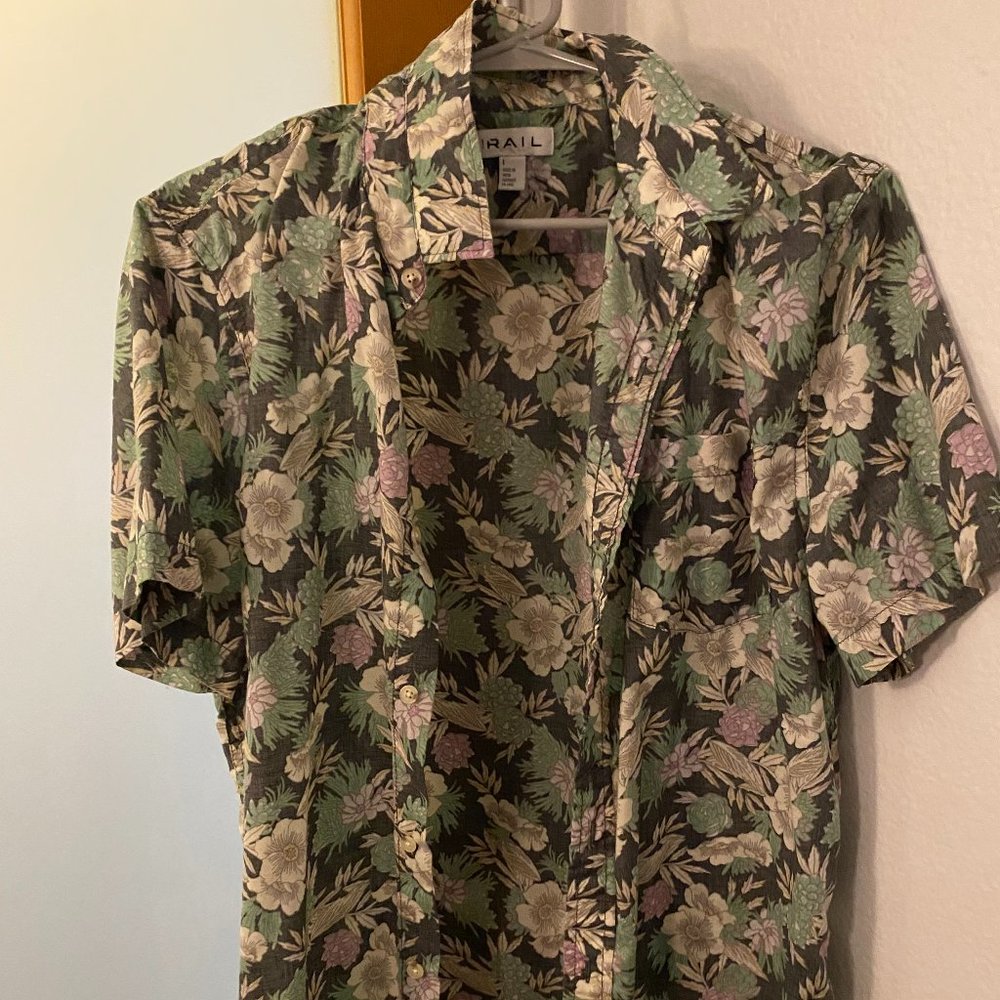 The Rail Large Floral Button Up T Shirt